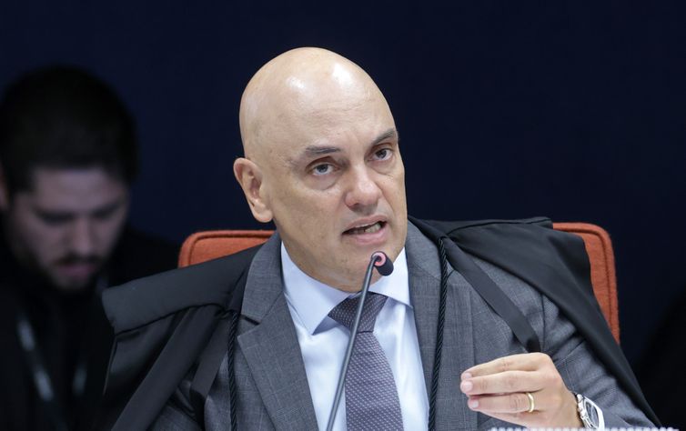 Moraes pede vista e suspende julgamento sobre desoneração no STF