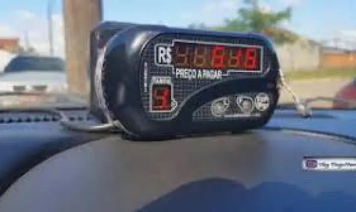 Câmara aprova isenção de taxa de verificação de taxímetros por cinco anos